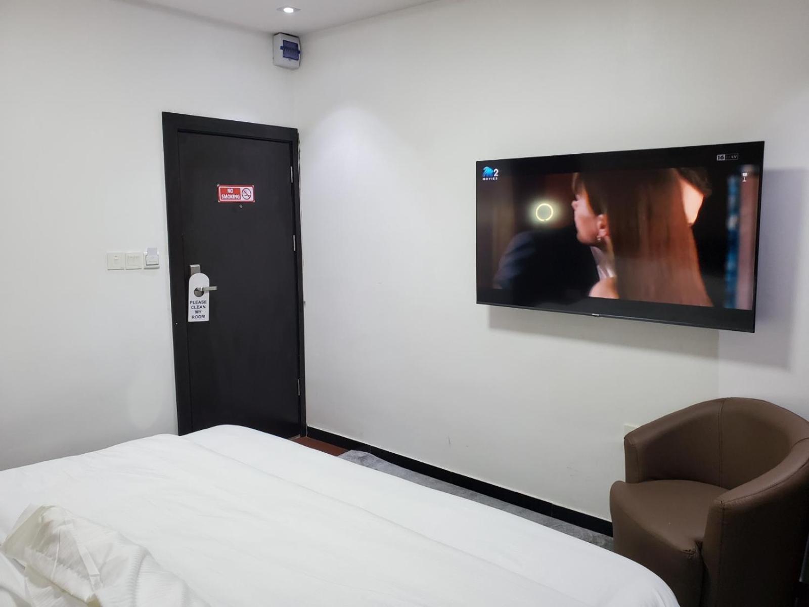 Hotel 35 Embassy 拉各斯 外观 照片